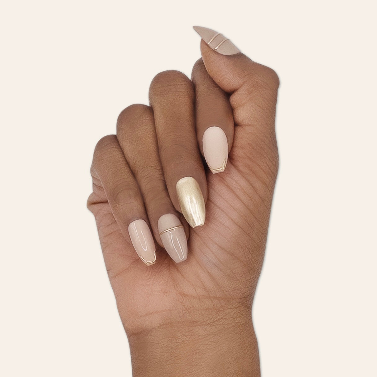 Entreprenist Press On Nail Set