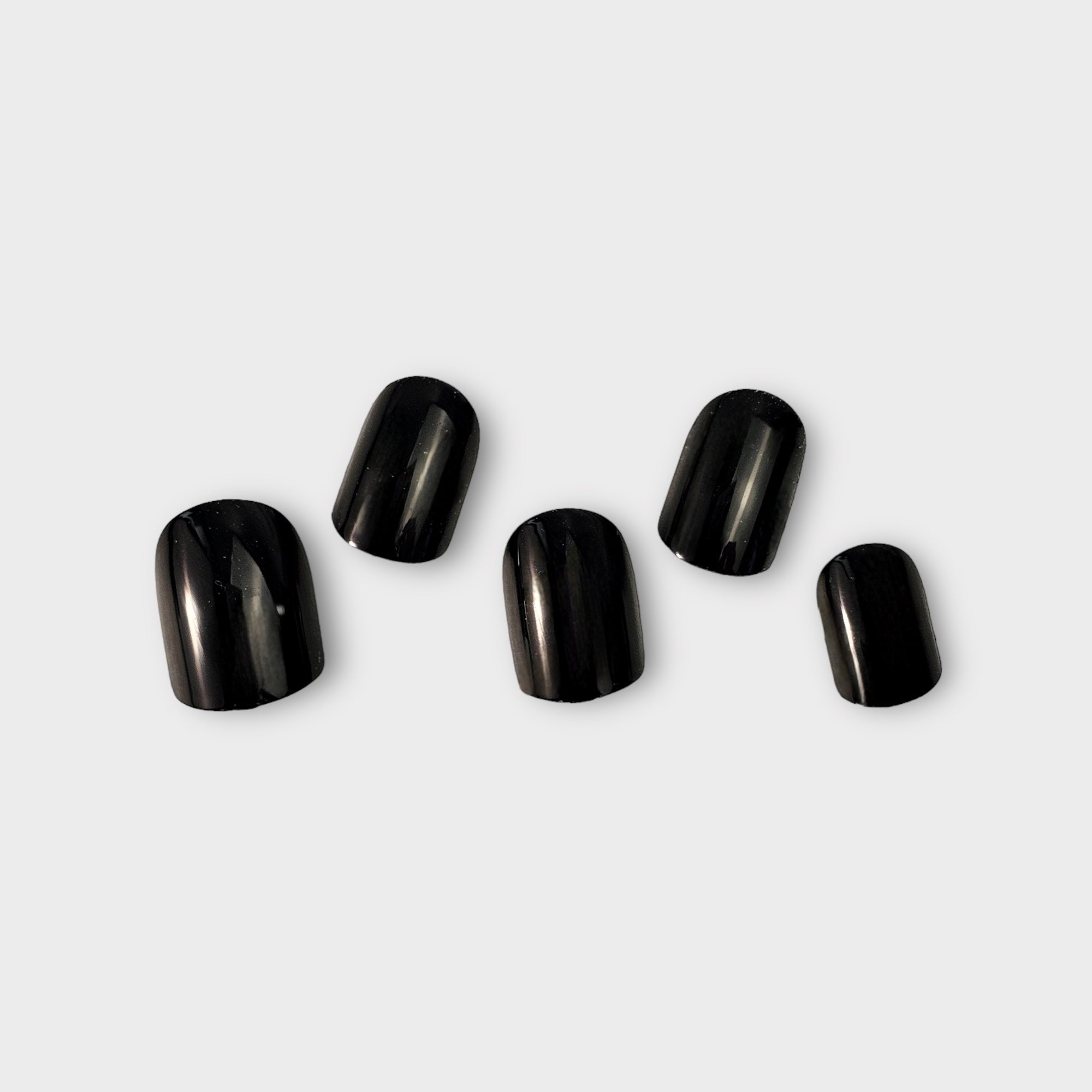 black short round press on nails